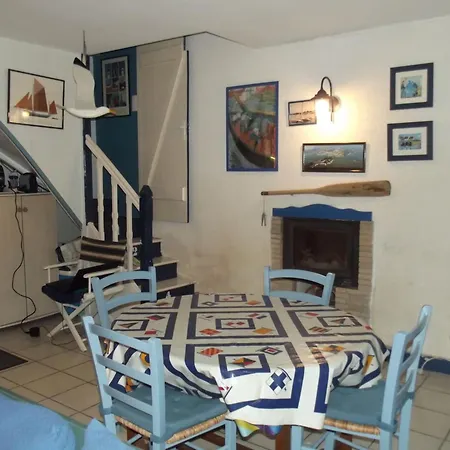 Agreable Maison De Pecheur A 2 Pas Du Port *
